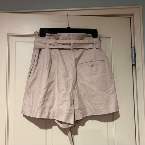 Aritzia Wilfred Shorts - Picture 5 of 10